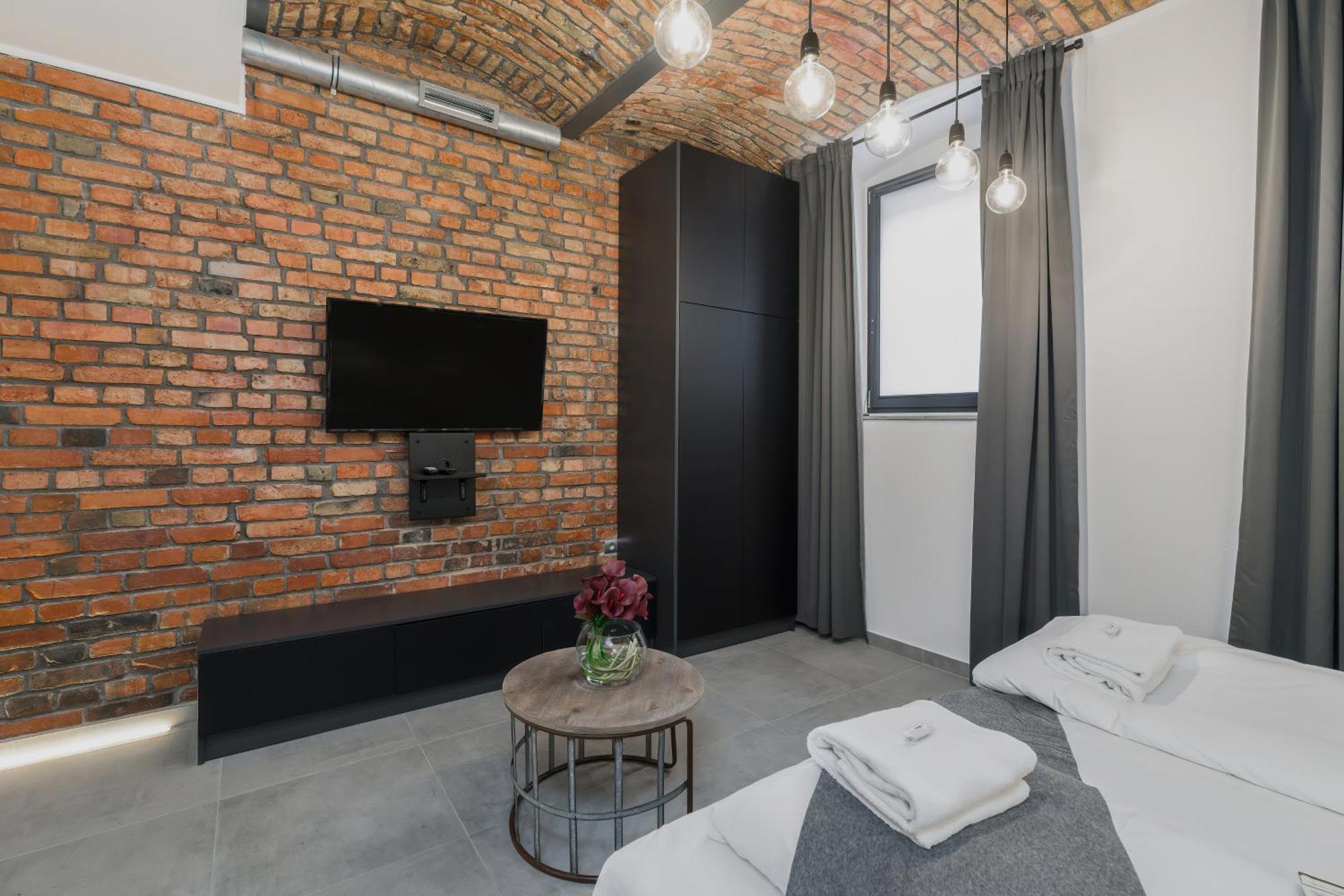 Level -1 Loft Apartments City Center By Renters Poznan Exterior photo