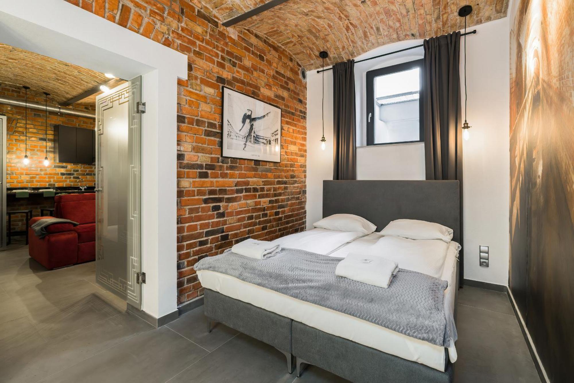 Level -1 Loft Apartments City Center By Renters Poznan Exterior photo