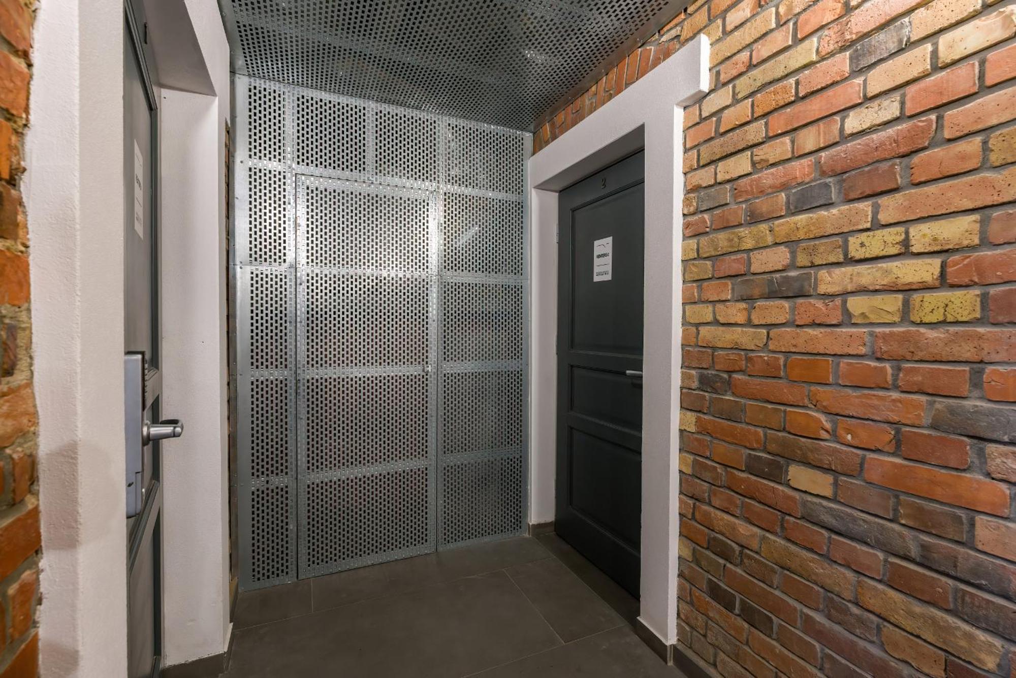 Level -1 Loft Apartments City Center By Renters Poznan Exterior photo